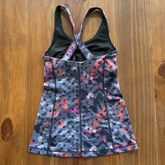 LULULEMON Kanto Catch Me Tank Size 2 - Picture 4 of 10
